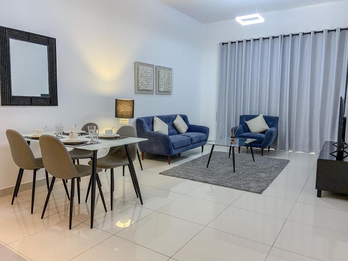 Majan Croesus Apartment *